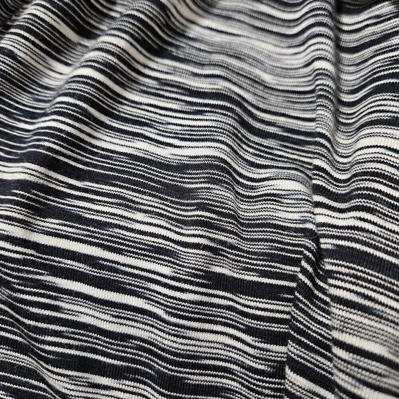 OBEY No89 longsleeve size sm women SALE! - Picture 3 of 7